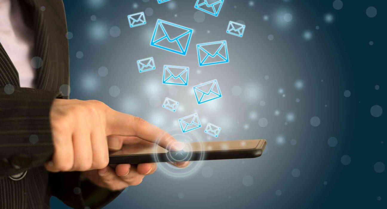 Automatyczny follow up SMS po rozmowie z klientem – odzyskiwanie leadów i domykanie zapytań w firmie